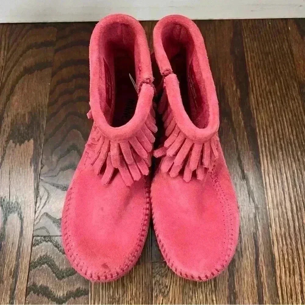 Minnetonka Girls Moccasin Fringe Pink Ankle Leather Boots Side Zip Size 13